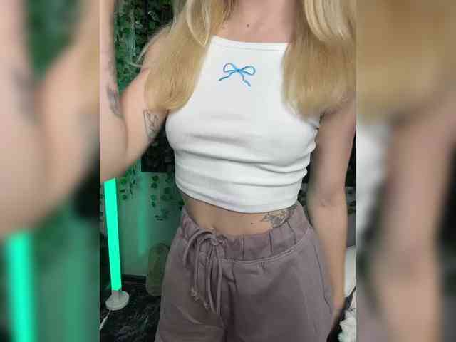 Korol-Eva Sex Cam Show