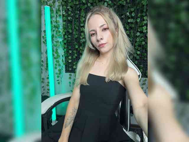 Korol-Eva Sex Cam Show