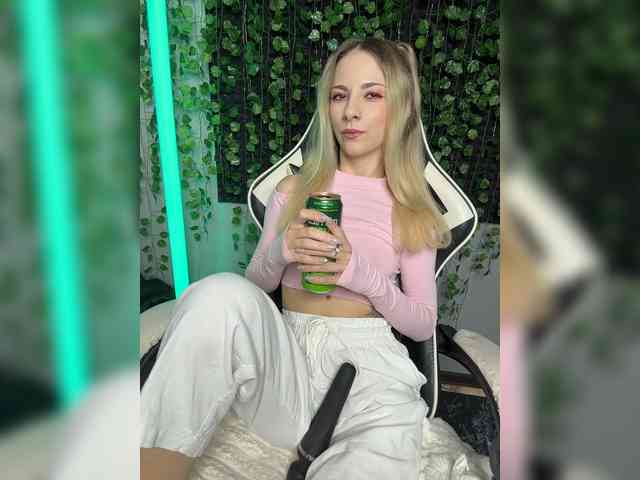 Korol-Eva Sex Cam Show