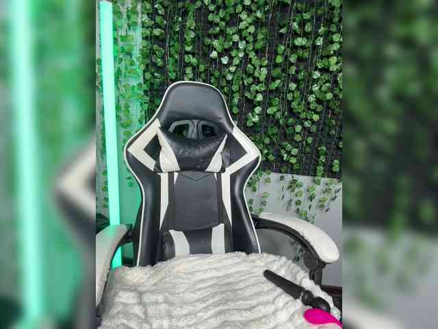 Korol-Eva Sex Cam Show