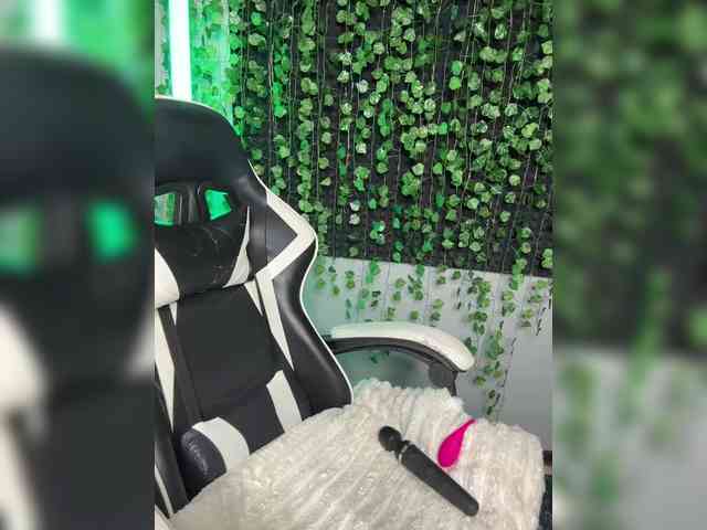 Korol-Eva Sex Cam Show