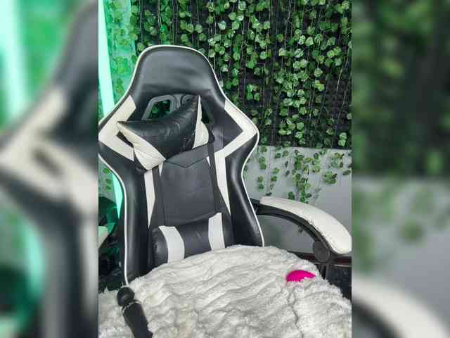 Eva_Kit webcam