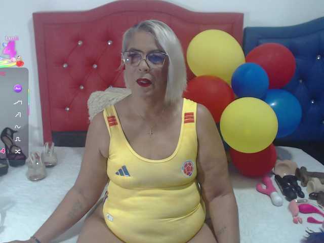 Lili-hung1 live cam on BongaCams