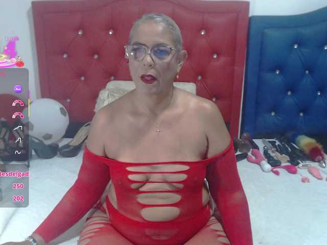 Lili-hung1 live cam on BongaCams