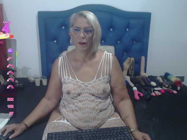 Lili-hung1 webcam