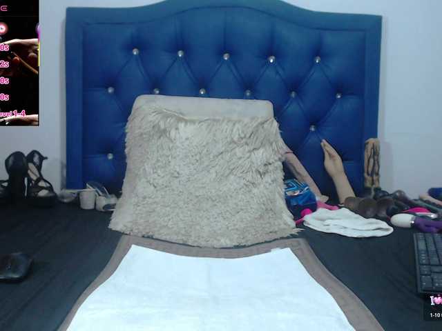 Lili-hung1's BongaCams show and profile