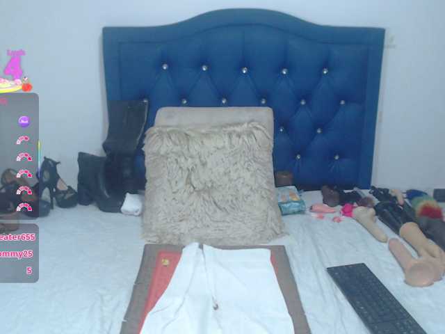 Lili-hung1 live cam on BongaCams