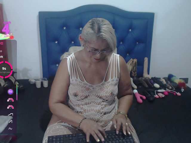 Lili-hung1 live cam on BongaCams