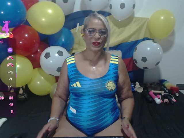 Lili-hung1 live cam on BongaCams