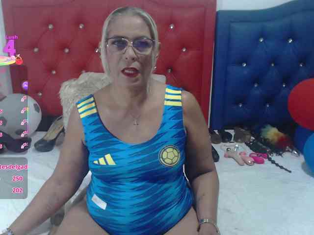 Lili-hung1 webcam