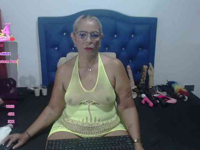 Lili-hung1 webcam