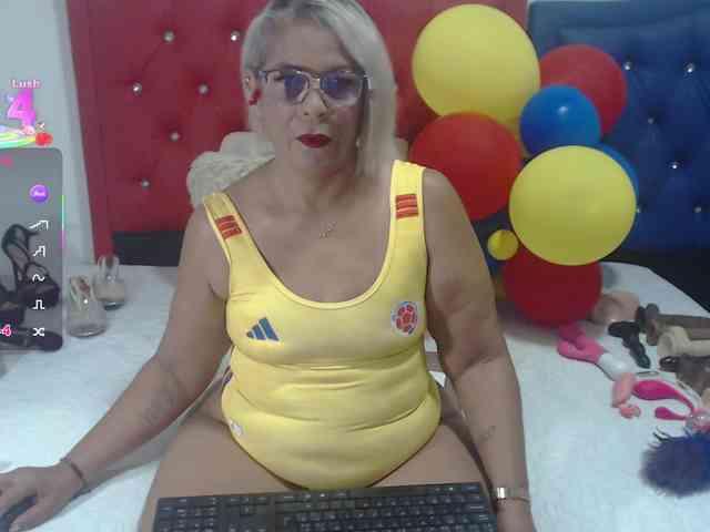 Lili-hung1 webcam