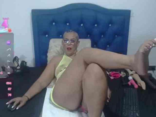 Lili-hung1 webcam