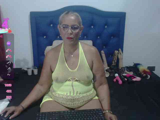 Lili-hung1 webcam