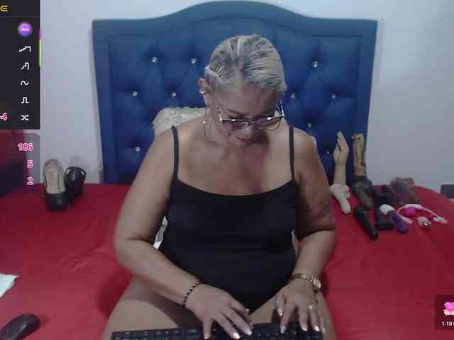 Lili-hung1 webcam