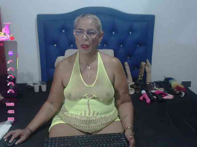 Lili-hung1 webcam