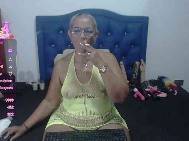 Lili-hung1 webcam
