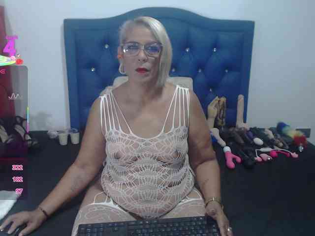 Lili-hung1 webcam