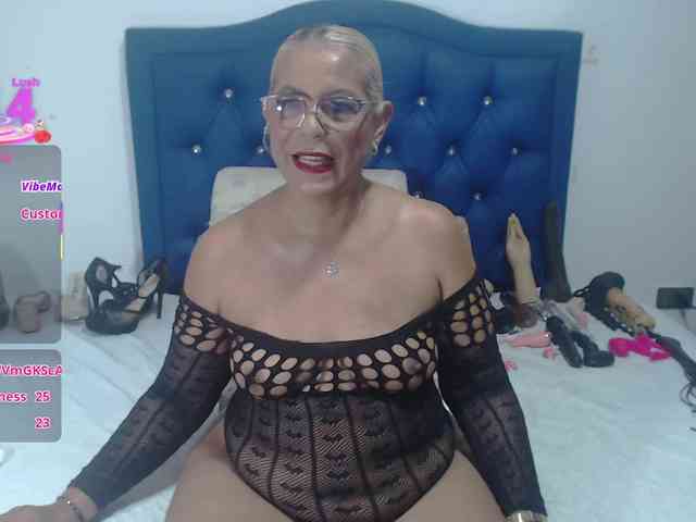 Lili-hung1 webcam