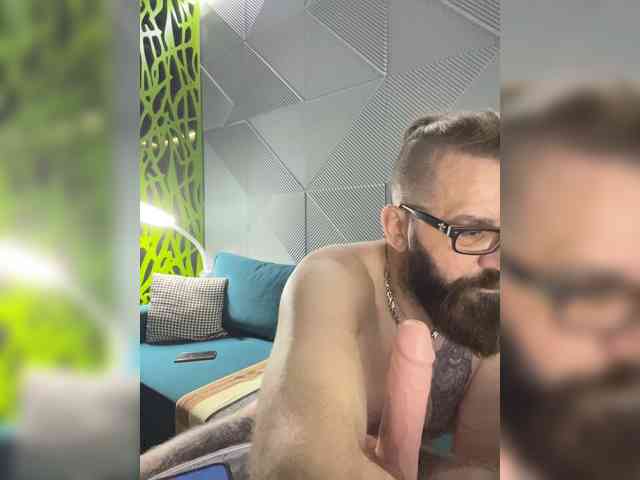 SexSparrow Sex Cam Show