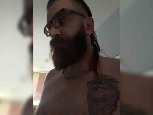 SexSparrow Sex Cam Show