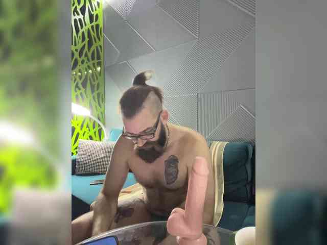 SexSparrow Sex Cam Show