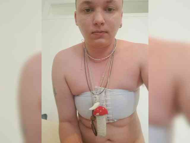 PussyBoyNya webcam