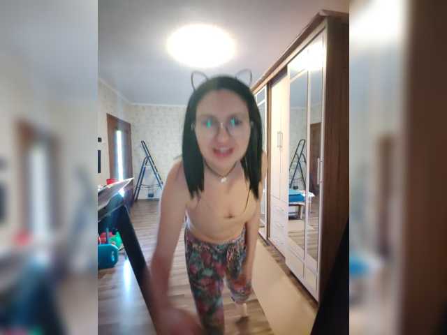 OkSunaMoon live cam on BongaCams