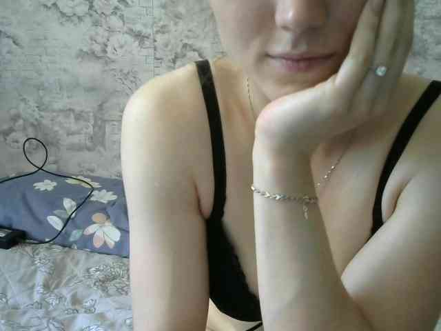 Affectionate-Fairy webcam