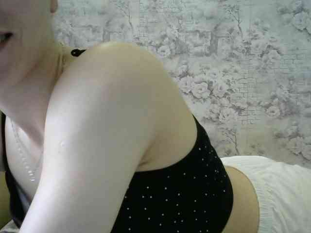 Affectionate-Fairy webcam