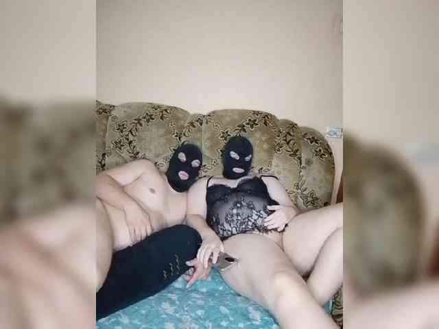 HappyTwosome webcam