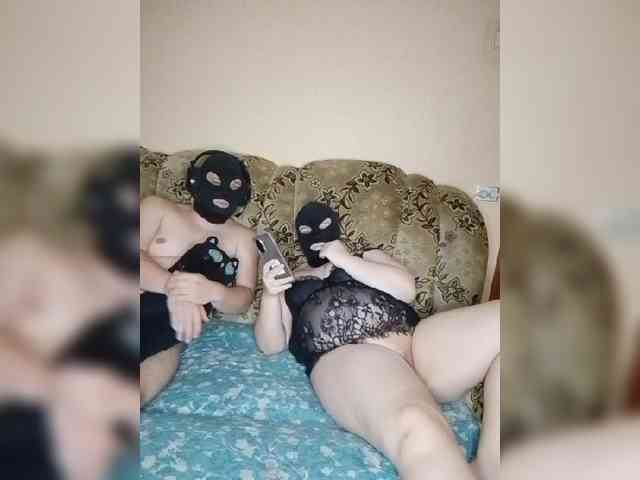 HappyTwosome webcam