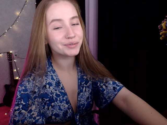 SindiWatson live cam preview