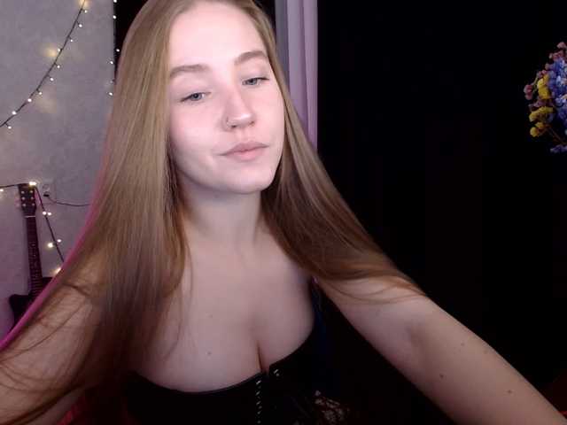 SindiWatson live cam preview