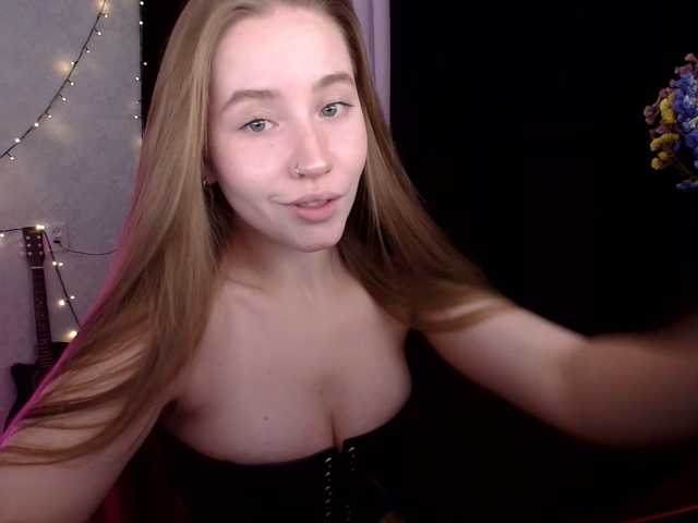 SindiWatson live cam preview