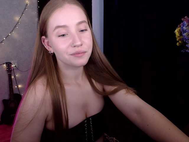 SindiWatson live cam preview