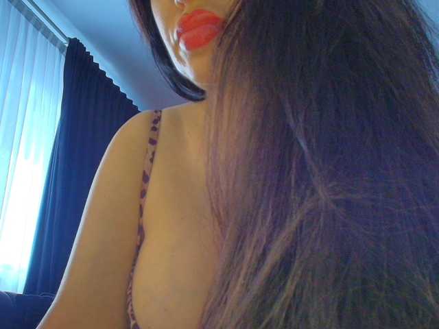 Asyia live cam on BongaCams