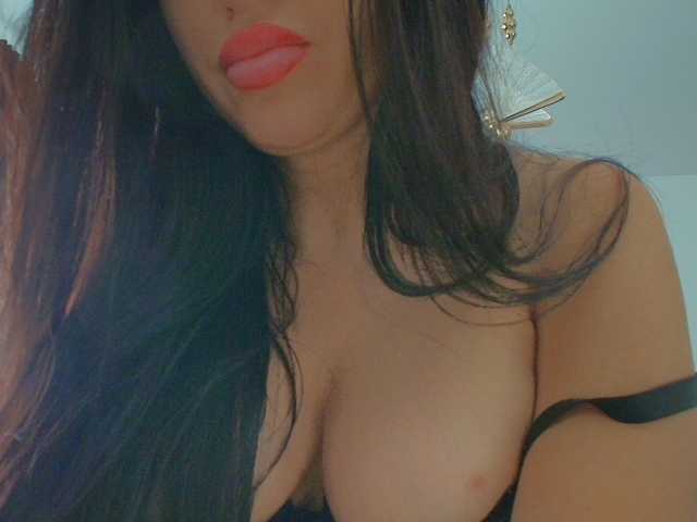 Asyia live cam preview
