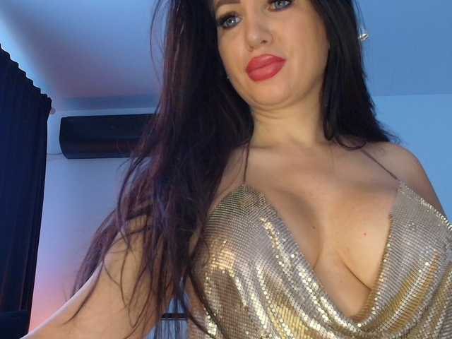 Asyia live cam on BongaCams
