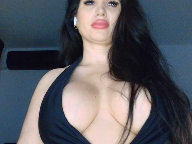 Asyia live cam on BongaCams