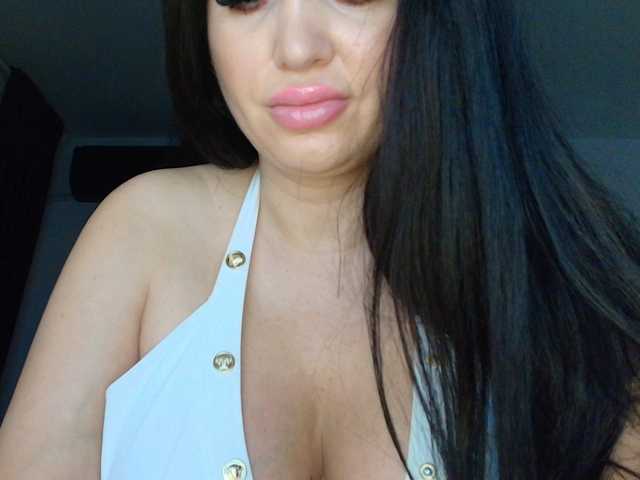 Asyia live cam on BongaCams