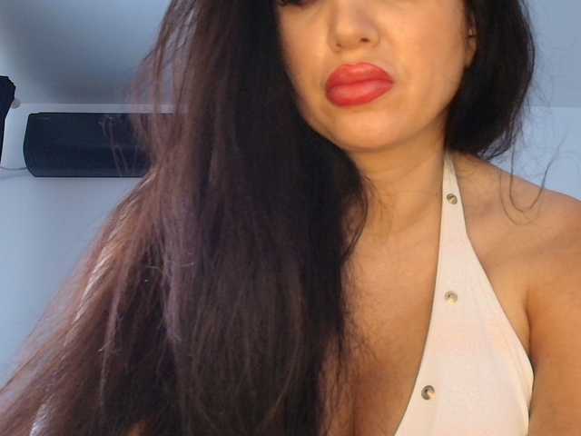 Asyia live webcam show