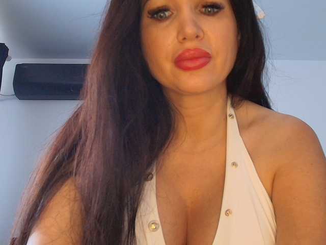 Asyia live webcam show