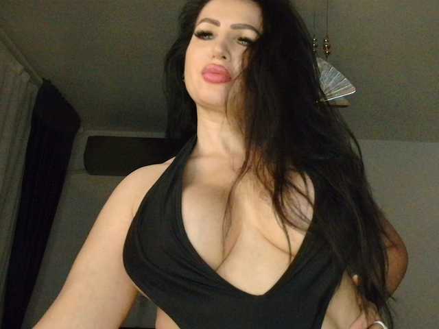 Asyia live cam on BongaCams