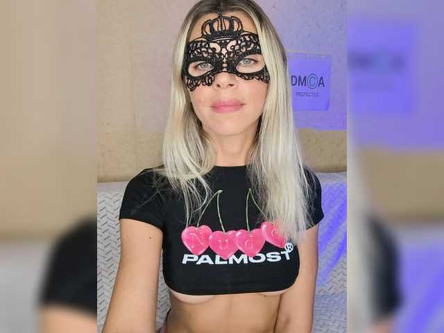 Pussechka live cam on BongaCams