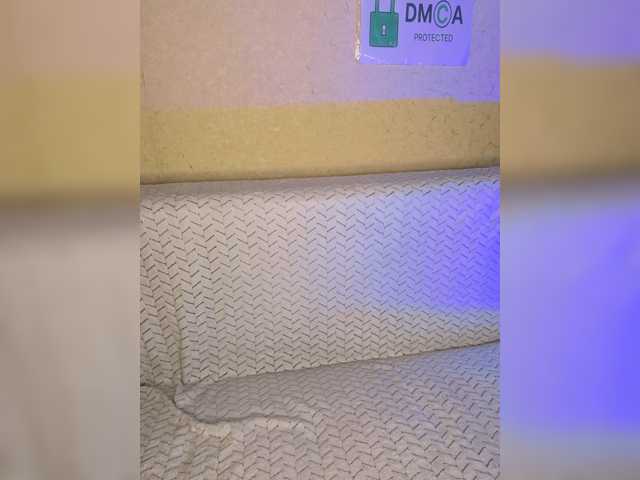 Pussechka live cam on BongaCams