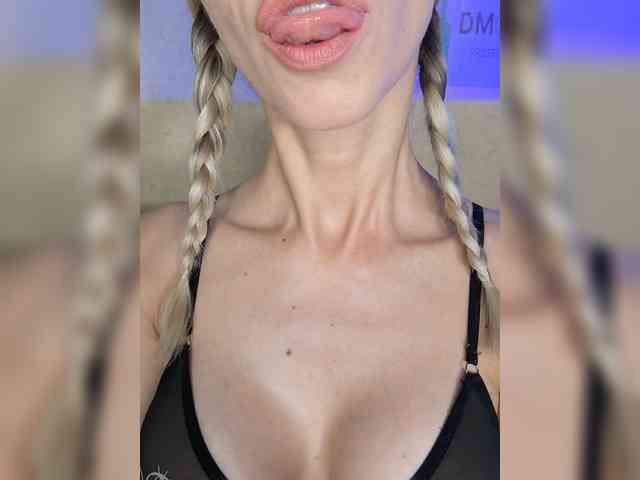 Pussechka webcam
