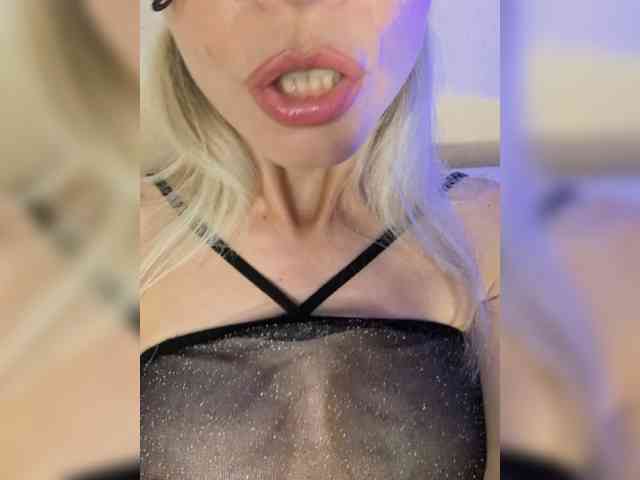 Pussechka webcam