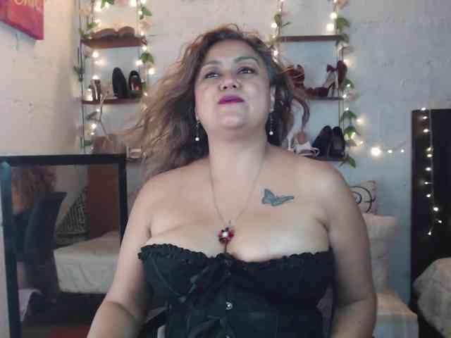 missrosariostepmoan webcam