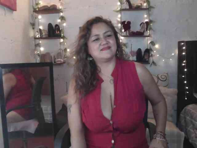 missrosariostepmoan webcam